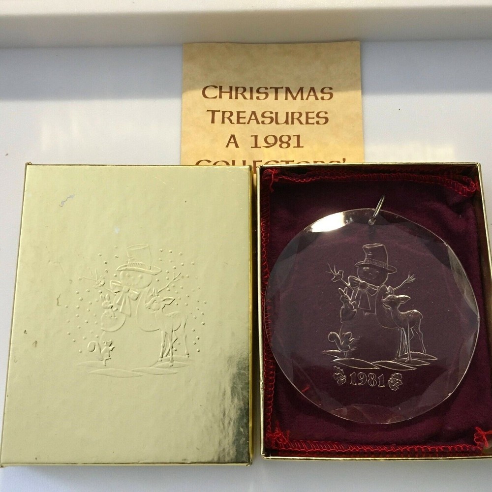 Vintage 1981 Snowman ORNAMENT Carved Lucite Lincoln House Christmas Treasures